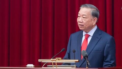 Không thể chỉ sắp xếp lại bộ máy mà giữ nguyên cách làm việc không còn phù hợp