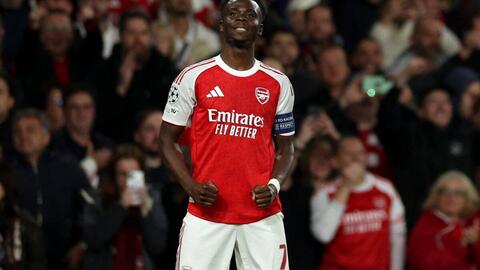 Bukayo Saka thay đổi, Mikel Arteta hài lòng