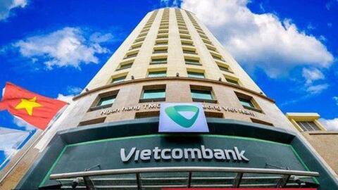 Năm 2021 rực rỡ của Vietcombank: Chốt sổ lợi nhuận “đạt KPI” 25.000 tỷ đồng, tỷ lệ dự phòng bao nợ xấu cao nhất ngành tới 424%