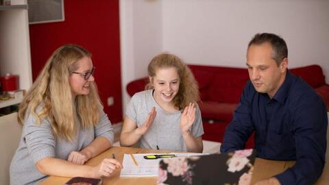 Đại học Harvard rút ra kết luận sau 75 năm: 5 thói quen xấu khiến con bạn ngày càng kém thông minh