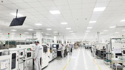 Tập đoàn Phenikaa của tỷ phú Năng "Do Thái" tự phát triển thành công "Công nghệ chiếu sáng tự nhiên" lần đầu tiên tại Việt Nam: Phổ ánh sáng tự nhiên như ánh sáng mặt trời, tối ưu hấp thụ cho mắt người