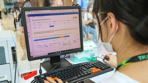 Bộ Y tế yêu cầu hoàn thành “làm sạch” dữ liệu tiêm chủng vắc xin Covid-19 trong tháng 5