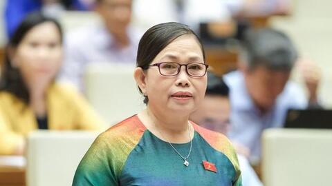 "Nóng" giá xăng dầu, đại biểu Quốc hội lo ngại hiệu ứng "domino"