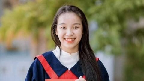 Nữ sinh người dân tộc Thái giành ngôi vị thủ khoa