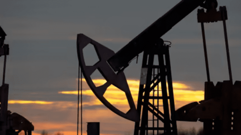 Châu Âu tăng cường nhập khẩu dầu Nga trước khi lệnh trừng phạt có hiệu lực