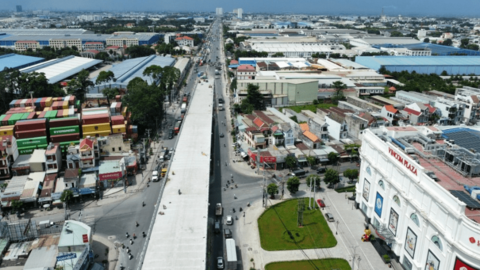 Bình Dương: Cận cảnh cầu vượt 550 chuẩn bị khánh thành