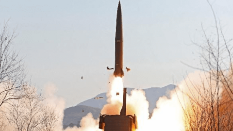 Hàn Quốc cảnh báo khả năng Triều Tiên sớm phóng tên lửa đạn đạo từ tàu ngầm