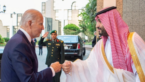 Chính quyền Biden phản ứng mạnh với động thái của OPEC+