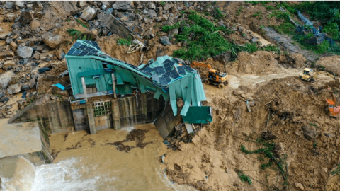 Tổng lực tìm nạn nhân mất tích ở vụ núi lở, lấp nhà máy thủy điện