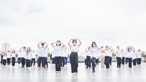 Sinh viên các trường đại học trên địa bàn Hà Hội hưởng ứng cuộc thi vũ điệu 2k+