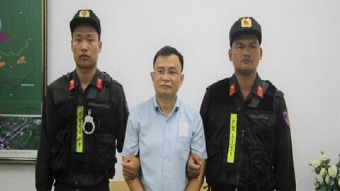 Một phó trưởng phòng Tài nguyên và Môi trường và thuộc cấp bị bắt vì 'ăn' đất sân bay
