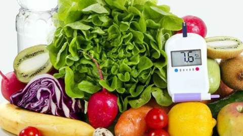 Chuyên gia dinh dưỡng mắc bệnh tiểu đường tuýp 1 gợi ý 5 cách thay đổi thức ăn để quản lý lượng đường trong máu