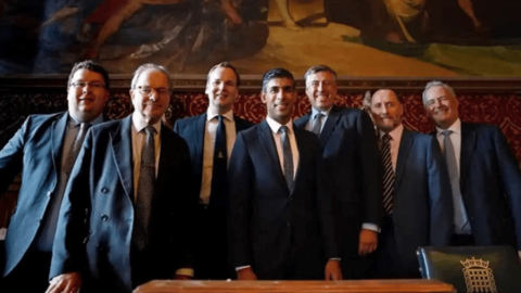 Thách thức nào với ông Rishi Sunak khi trở thành tân Thủ tướng Anh?