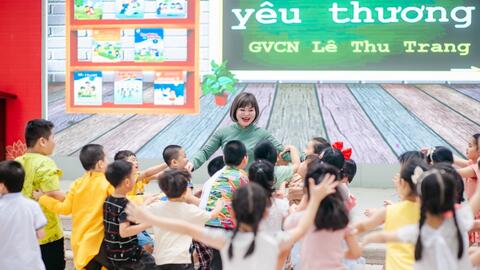 Cô giáo tiểu học với những mô hình lớp học hiện đại mang tên các loài hoa