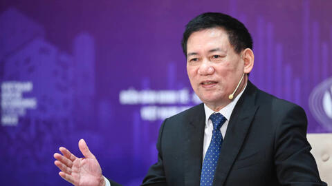 Bộ Tài chính: Tăng lương sớm sẽ khó kiểm soát lạm phát