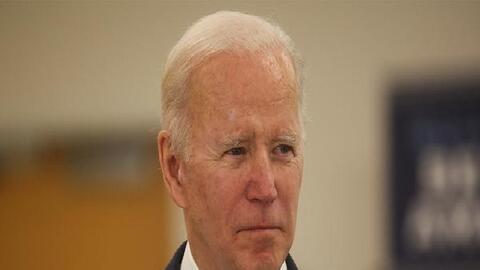 Tỉ lệ ủng hộ ông Biden giảm mạnh ngay trước thời điểm quan trọng