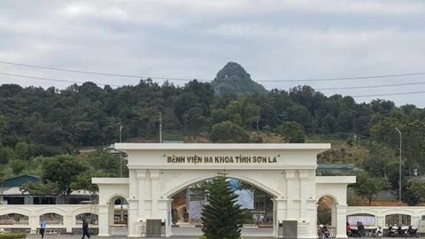 Gợi ý Việt Á bồi dưỡng, Trưởng khoa ở Bệnh viện đa khoa Sơn La bị kỷ luật