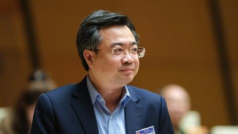 Bộ trưởng Bộ Xây dựng: Thúc đẩy di dời cơ sở y tế, giáo dục đại học ra khỏi nội đô Hà Nội