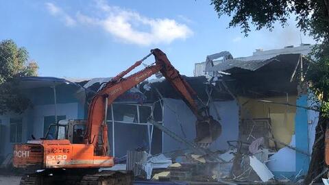 NÓNG: Đang cưỡng chế bến xe buýt công khai bao chiếm đất công ở Phú Quốc