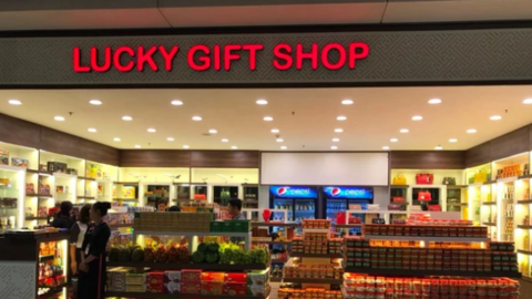 Không buồn cạnh tranh với Winmart, Circle K... một doanh nghiệp bán lẻ tăng doanh thu 96 lần, giá cổ phiếu đã giảm gần 30% từ đỉnh