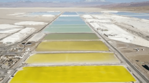 Trung Quốc dẫn đầu thế giới trong cuộc đua săn "vàng trắng" các quốc gia còn lại đã bị bỏ xa như thế nào?