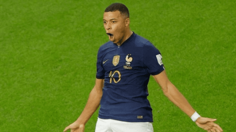 Mbappe lập nên hàng loạt kỷ lục đáng nể sau cú đúp vào lưới Ba Lan