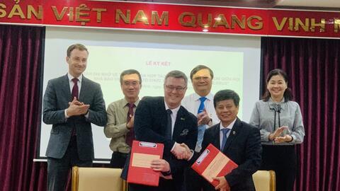 Hội Nhà báo Việt Nam và Hội Nhà báo Belarus kí kết hợp tác trong lĩnh vực báo chí