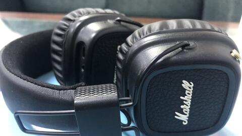 Bị phạt 8,5 triệu đồng vì 'cầm nhầm' tai nghe của người khác ở sân bay