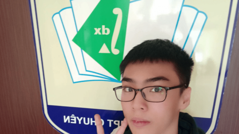 Gặp nam sinh từng đỗ 4 trường chuyên tại Hà Nội: Sau 1 năm thành tích vẫn giữ vững nhờ bí kíp này