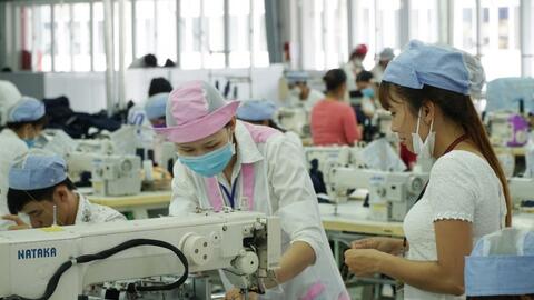 Tổng công ty May Nhà Bè nỗ lực sáng tạo trong sản xuất, kinh doanh