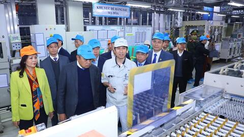 Chủ tịch UBND TP Trần Sỹ Thanh động viên sản xuất đầu Xuân