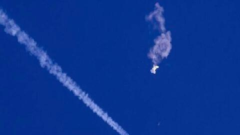 Khinh khí cầu Trung Quốc được cài chất nổ để tự hủy?