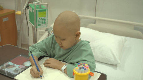 Vinmec thực hiện ca thay khớp tăng trưởng đầu tiên tại Việt Nam cho bệnh nhi ung thư xương