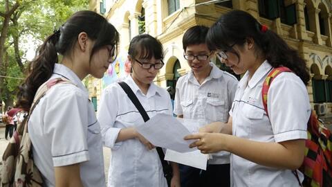 Chỉ 55,7% thí sinh có "suất" vào lớp 10 công lập Hà Nội