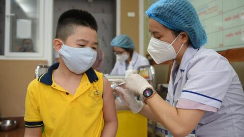 Tăng cường cập nhật số liệu tiêm chủng vắc xin COVID-19