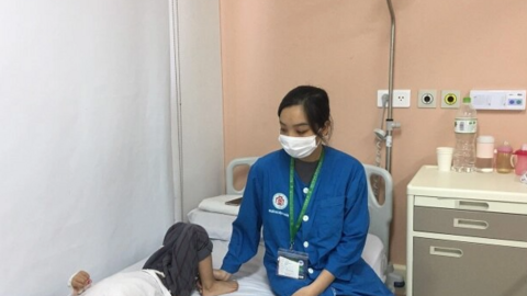 Nhiều trẻ nhập viện do mắc cúm A, cách nào để phòng biến chứng nguy hiểm?