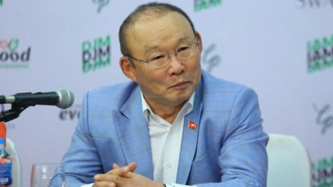 HLV Park Hang Seo sắp tái xuất tại V-League