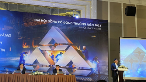 Chủ tịch Hòa Phát Trần Đình Long giãi bày lí do lần đầu tiên sau 16 năm lên sàn chứng khoán không trả cổ tức