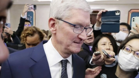 Apple bí mật 'rời xa' Trung Quốc: Nền móng sản xuất từ con ốc vít đang dần hình thành ở một nơi khác, lập hẳn 'đội hổ' để thực thi chiến lược