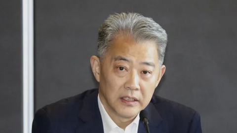 Trung Quốc thanh tẩy ngành tài chính