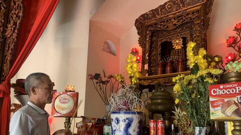 Dòng họ di chuyển trên 300 ngôi mộ “vì sự phát triển chung”