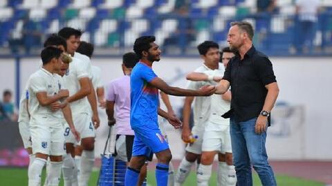 Sợ tụt hạng FIFA, Thái Lan chọn đội yếu đá giao hữu