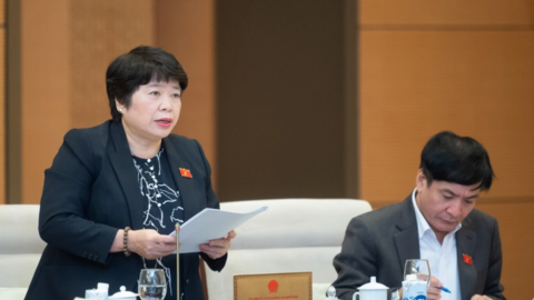 Chủ tịch Quốc hội: Có địa phương được tài trợ cả trăm tỷ mua vaccine, quản lý ra sao?