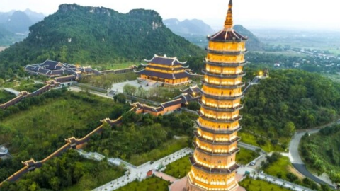 7 địa điểm du lịch tâm linh gần Hà Nội đi về trong ngày