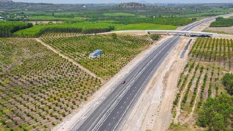 Chưa thu phí 2 dự án cao tốc Bắc- Nam thông xe vào sáng 29/4 tới đây