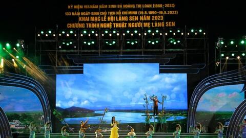 Nghệ An: Khai mạc lễ hội Làng Sen và chương trình nghệ thuật 'Người mẹ Làng Sen'