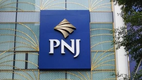 Sức mua suy yếu, PNJ ghi nhận lợi nhuận tháng 4 sụt giảm 23% so với cùng kỳ năm trước
