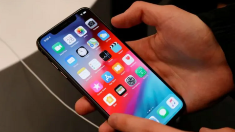 Nga cáo buộc Mỹ cài virus độc vào hàng nghìn điện thoại iPhone