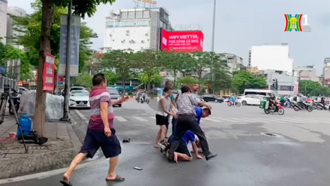 Phóng viên Đài Phát thanh và Truyền hình Hà Nội bị hành hung dã man khi đang tác nghiệp