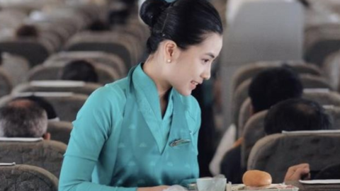 Sát ngày Đại hội đồng cổ đông, Vietnam Airlines bất ngờ thông báo hủy họp, lùi sang tháng 8